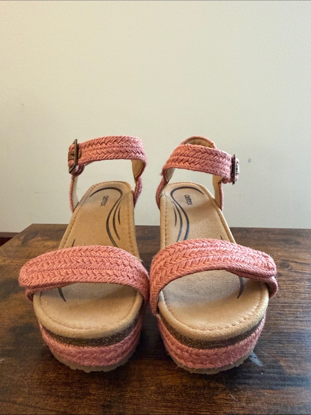 Aetrex dusty rose wedge espadrille size 7 - Picture 2 of 5